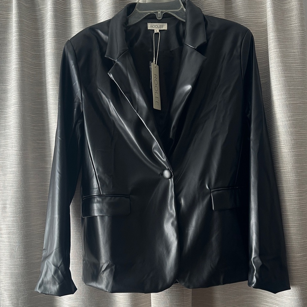 Roolee Sleek Black Women's Blazer. Small. Hand washable.
